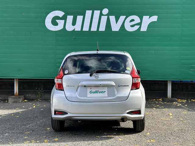 日産 ノート e－パワー X 東京都 2016(平28)年 2.5万km ブリリアントシルバー ワンオーナー/純正ナビ（MJ116D-W)/・フルセグTV/Bluetoothオーディオ/DVD/バックカメラ/レーンキープアシスト/衝突軽減システム/ステアリングスイッチ/オートライト/ETC/スマートキー/スペアキー×1/保証書/整備記録簿/取扱説明書