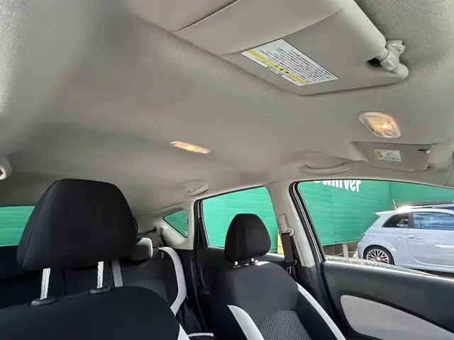 日産 ノート e－パワー X 東京都 2016(平28)年 2.5万km ブリリアントシルバー ワンオーナー/純正ナビ（MJ116D-W)/・フルセグTV/Bluetoothオーディオ/DVD/バックカメラ/レーンキープアシスト/衝突軽減システム/ステアリングスイッチ/オートライト/ETC/スマートキー/スペアキー×1/保証書/整備記録簿/取扱説明書