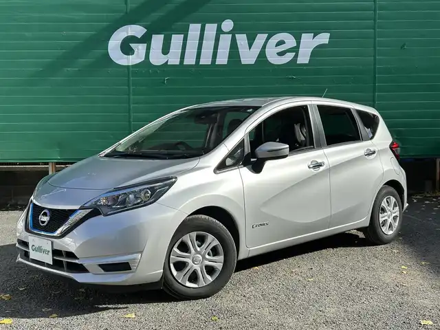 日産 ノート e－パワー X 東京都 2016(平28)年 2.5万km ブリリアントシルバー ワンオーナー/純正ナビ（MJ116D-W)/・フルセグTV/Bluetoothオーディオ/DVD/バックカメラ/レーンキープアシスト/衝突軽減システム/ステアリングスイッチ/オートライト/ETC/スマートキー/スペアキー×1/保証書/整備記録簿/取扱説明書
