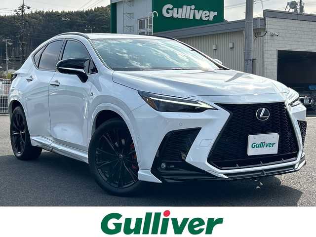 レクサス ＮＸ 450h+ Fスポーツ 山口県 2023(令5)年 2.2万km ホワイトノーヴァガラスフレーク ワンオーナー車/純正エアロ/サンルーフ/純正ナビ/Bluetooth/フルセグTV/バック＆全周囲カメラ/ヘッドアップディスプレイ/ブラインドスポットモニター/デジタルインナーミラー/パワーバックドア/赤黒レザーシート/前席パワーシート/前席シートヒーター＆ベンチレーション/ステアリングヒーター/レーダークルーズコントロール/ステアリングスイッチ/電動チルト＆テレスコピック/純正20インチAW/保証書・取説/スペアキー1個・カードキー1枚