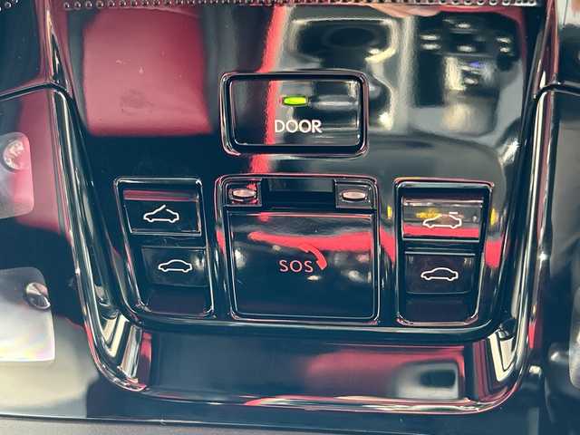 レクサス ＮＸ 450h+ Fスポーツ 山口県 2023(令5)年 2.2万km ホワイトノーヴァガラスフレーク ワンオーナー車/純正エアロ/サンルーフ/純正ナビ/Bluetooth/フルセグTV/バック＆全周囲カメラ/ヘッドアップディスプレイ/ブラインドスポットモニター/デジタルインナーミラー/パワーバックドア/赤黒レザーシート/前席パワーシート/前席シートヒーター＆ベンチレーション/ステアリングヒーター/レーダークルーズコントロール/ステアリングスイッチ/電動チルト＆テレスコピック/純正20インチAW/保証書・取説/スペアキー1個・カードキー1枚