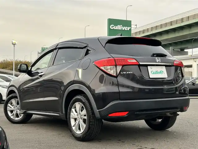 ホンダ ヴェゼル X ホンダセンシング 愛知県 2018(平30)年 2.8万km ルーセブラックM 純正ナビ/フルセグTV/Bluetooth/DVD/CD/AM/FM/USB/AUX/iPod/SD/レーダークルーズコントロール/プリクラッシュセーフティ/レーントレーラーアシスト/横滑り防止機能/ドライブレコーダー（前後）/純正フロアマット/純正16インチAW/LEDヘッドライト/オートライト/ビルトインETC/スマートキー