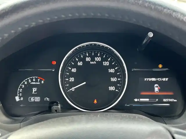 ホンダ ヴェゼル X ホンダセンシング 愛知県 2018(平30)年 2.8万km ルーセブラックM 純正ナビ/フルセグTV/Bluetooth/DVD/CD/AM/FM/USB/AUX/iPod/SD/レーダークルーズコントロール/プリクラッシュセーフティ/レーントレーラーアシスト/横滑り防止機能/ドライブレコーダー（前後）/純正フロアマット/純正16インチAW/LEDヘッドライト/オートライト/ビルトインETC/スマートキー