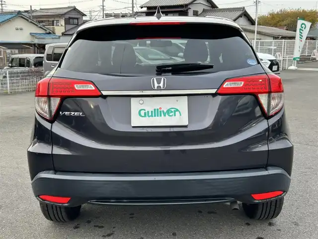 ホンダ ヴェゼル X ホンダセンシング 愛知県 2018(平30)年 2.8万km ルーセブラックM 純正ナビ/フルセグTV/Bluetooth/DVD/CD/AM/FM/USB/AUX/iPod/SD/レーダークルーズコントロール/プリクラッシュセーフティ/レーントレーラーアシスト/横滑り防止機能/ドライブレコーダー（前後）/純正フロアマット/純正16インチAW/LEDヘッドライト/オートライト/ビルトインETC/スマートキー