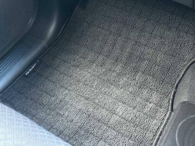 ホンダ フリード ハイブリット G ホンダセンシング 長野県 2021(令3)年 4.8万km プラチナホワイトパール ・社外メーカーオプションナビ/(Bluetooth/CD/DVD/フルセグTV/HDMI)/・バックカメラ/・USB入力端子/・前後ドライブレコーダー/・両側パワースライドドア/・純正フロアマット/・社外モデューロエアロ(フロント/サイド/リア)/・社外17インチアルミホイール/・コーナーセンサー/・レーンキープアシスト/・クルーズコントロール/・LEDヘッドライト/・社外キャリパー/・社外サブウーハー(TS-WX130DA)