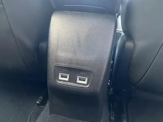 プジョー ２０８ アリュール 栃木県 2021(令3)年 6.3万km パール ACC/レーンキープ/AppleCarPlay/バックカメラ/純正ディスプレイオーディオ/ハーフレザー/置くだけ充電/ETC/LED/純正16インチAW/社外ドラレコ前後