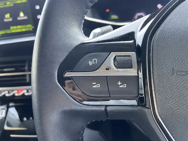 プジョー ２０８ アリュール 栃木県 2021(令3)年 6.3万km パール ACC/レーンキープ/AppleCarPlay/バックカメラ/純正ディスプレイオーディオ/ハーフレザー/置くだけ充電/ETC/LED/純正16インチAW/社外ドラレコ前後