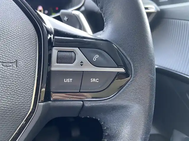 プジョー ２０８ アリュール 栃木県 2021(令3)年 6.3万km パール ACC/レーンキープ/AppleCarPlay/バックカメラ/純正ディスプレイオーディオ/ハーフレザー/置くだけ充電/ETC/LED/純正16インチAW/社外ドラレコ前後