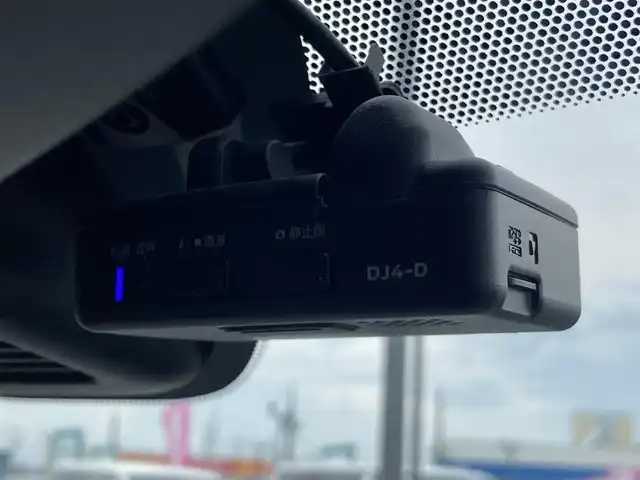 日産 デイズ X 島根県 2020(令2)年 3.7万km プレミアムサンシャインオレンジ ディーラーOPナビ(CD/DVD/BT/フルセグ)/エマージェンシーブレーキ/車線逸脱警報/全方位カメラ/アイドリングストップ/ステアリングリモコン/前後ドラインブレコーダー/オートライト/純正ドアバイザー/純正フロアマット