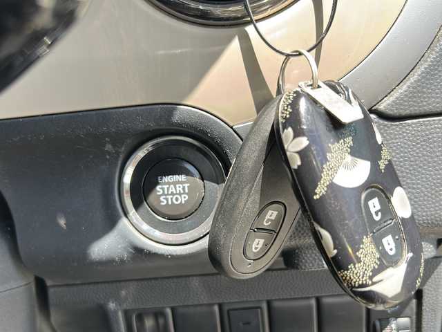 スズキ ラパン X セレクション 福島県 2012(平24)年 9.7万km アーバンブラウンパールメタリック ４ＷＤ/社外メモリナビ＆ワンセグＴＶ/（ＵＳＢ＆ＣＤ）/社外１３inアルミホイール/ＬＥＤライト/ウィンカーミラー/電動格納ミラー/スマートキー/プッシュスタート/Ｗエアバッグ/横滑り防止装置/ＡＢＳ/ドアバイザー/純正フロアマット
