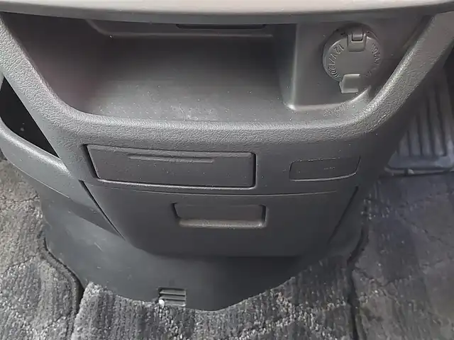 トヨタ ヴォクシー ZS 煌Ⅱ 東京都 2009(平21)年 10.7万km シルバーM 純正ナビ/CD/DVD/TV/Bluetooth/バックカメラ/ビルトインETC/フロントドライブレコーダー/両側パワースライドドア/リヤエアコン/オートライト/スマートキー
