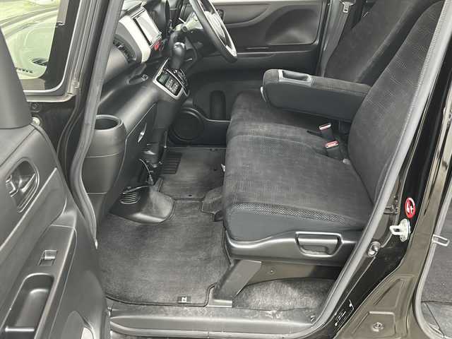 ホンダ Ｎ ＢＯＸ G Lパッケージ 長崎県 2015(平27)年 10万km スマートブラック 社外メモリナビ/（フルセグ/CD/DVD/BTA）/バックカメラ/片側パワースライドドア/ETC/純正フロアマット/チップアップシート/ベンチシート/純正ハロゲンヘッドライト/スマートキー/スペアキー/パワーステアリング/パワーウィンドウ/保証書/取扱説明書