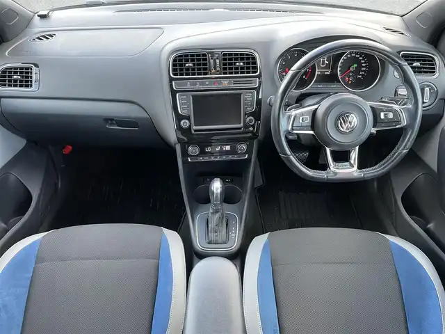 フォルクスワーゲン ポロ ブルーGT 群馬県 2015(平27)年 10.2万km ディープブラックパールエフェクト 純正ディスプレイ（ミラーリンク対応）/Bluetooth/リモコンキー×2/クルーズコントロール/パドルシフト/HIDヘッドライト/ドライブレコーダー