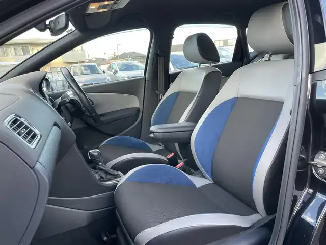 フォルクスワーゲン ポロ ブルーGT 群馬県 2015(平27)年 10.2万km ディープブラックパールエフェクト 純正ディスプレイ（ミラーリンク対応）/Bluetooth/リモコンキー×2/クルーズコントロール/パドルシフト/HIDヘッドライト/ドライブレコーダー