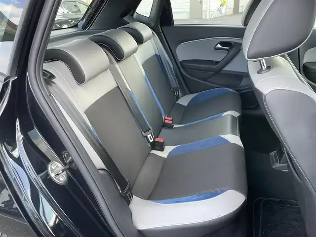 フォルクスワーゲン ポロ ブルーGT 群馬県 2015(平27)年 10.2万km ディープブラックパールエフェクト 純正ディスプレイ（ミラーリンク対応）/Bluetooth/リモコンキー×2/クルーズコントロール/パドルシフト/HIDヘッドライト/ドライブレコーダー