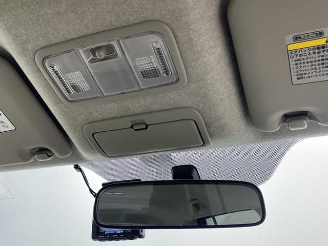 トヨタ アイシス L 道央・札幌 2015(平27)年 2.3万km ブラック ・４WD/・純正ナビ/（CD/DVD/BT/フルセグTV/SD）/・バックカメラ/・片側パワースライドドア/・横滑り防止/・社外ドラレコ/・スマートキー/・プッシュスタート/・スペアキー/・保証書/・取扱説明書