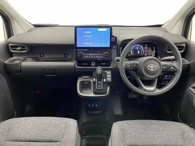 トヨタ シエンタ ハイブリッド Z 愛知県 2023(令5)年 0.6万km ダークブルーマイカM 純正１０．５型ナビ　全方位カメラ　禁煙車　シートヒーター　ステアリングヒーター　内蔵型前後ドラレコ　純正１５インチＯＰアルミ　ＥＴＣ　ＢＳＭ　セーフティセンス　衝突軽減　追従クルコン　コーナーセンサー