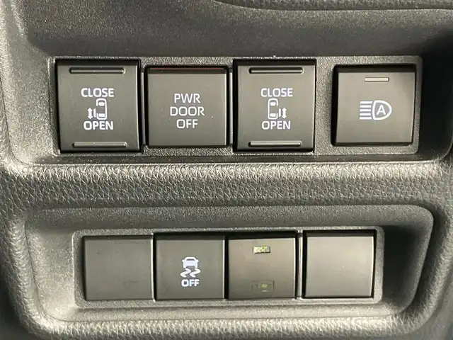 トヨタ シエンタ ハイブリッド Z 愛知県 2023(令5)年 0.6万km ダークブルーマイカM 純正１０．５型ナビ　全方位カメラ　禁煙車　シートヒーター　ステアリングヒーター　内蔵型前後ドラレコ　純正１５インチＯＰアルミ　ＥＴＣ　ＢＳＭ　セーフティセンス　衝突軽減　追従クルコン　コーナーセンサー