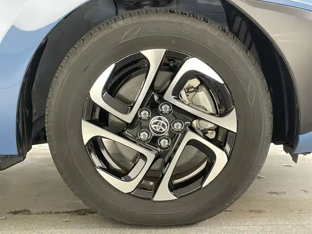 トヨタ シエンタ ハイブリッド Z 愛知県 2023(令5)年 0.6万km ダークブルーマイカM 純正１０．５型ナビ　全方位カメラ　禁煙車　シートヒーター　ステアリングヒーター　内蔵型前後ドラレコ　純正１５インチＯＰアルミ　ＥＴＣ　ＢＳＭ　セーフティセンス　衝突軽減　追従クルコン　コーナーセンサー