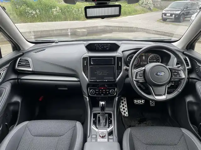 スバル フォレスター プレミアム 富山県 2020(令2)年 4.1万km マグネタイトグレーメタリック STiエアロ/4WD/アイサイトコアテクノロジー/アイサイトセイフティプラス/レーダークルーズコントロール/ブラインドスポットモニター/9インチナビ/フルセグTV/Bluetooth/DVD再生/フロントカメラ/左サイドカメラ/バックカメラ/ETC/スマートキー/デジタルインナーミラー/前後ドライブレコーダー/ハーフレザーシート/前席パワーシート/全席シートヒーター/LEDオートライト/LEDフォグライト