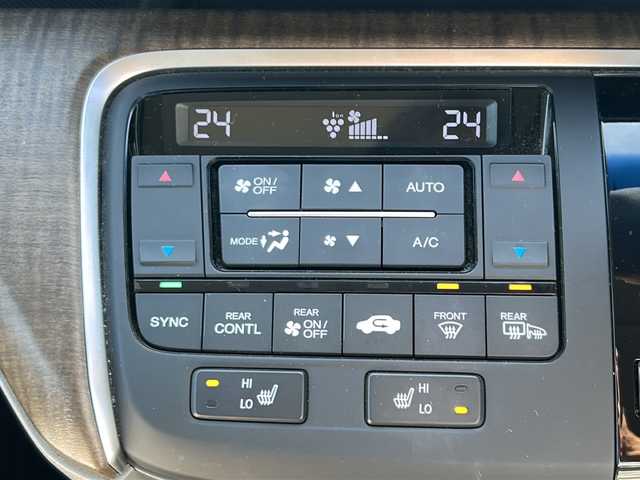 ホンダ ステップワゴン G EX 山形県 2015(平27)年 8.7万km プレミアムディープロッソパール 禁煙車/4WD/クルーズコントロール/ホンダセンシング/アイドリングストップ/純正ナビ/（Bluetooth/CD/DVD/フルセグ)/両側パワースライドドア/寒冷地仕様/バックカメラ/前後ドライブレコーダー/デジタルインナーミラー/わくわくゲート/HIDオートライト/前席シートヒーター/ステアリングスイッチ/ビルトインETC/純正AWサマータイヤ(205/60/R16・5mm)4本積載/電動格納ミラー/ウィンカーミラー/スマートキー/エンジンスターター/ドアバイザー