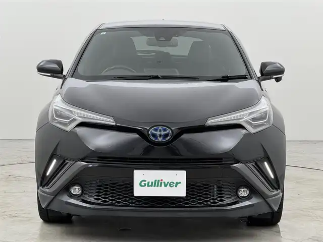 トヨタ Ｃ－ＨＲ G 福岡県 2019(平31)年 3万km ブラックマイカ 純正ナビ（フルセグＴＶ）　/バックカメラ　/ビルトインＥＴＣ　/レーダークルーズコントロール　/コーナーセンサー　/衝突軽減ブレーキ　/レーンキープ　/ＢＳＭ　/ハーフレザーシート　/シートヒーター　/純正１８インチＡＷ　/ＬＥＤ