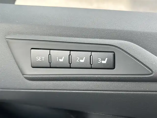 トヨタ アルファード S Cパッケージ 愛知県 2020(令2)年 2.5万km ホワイトパールクリスタルシャイン ワンオーナー/純正メモリナビ(FM/AM/CD/DVD/BT/USB/Miracast)/トヨタセーフティーセンス/ ・プリクラッシュセーフティー/ ・レーントレーシングアシスト/ ・クリアランスソナー/ ・パーキングサポートブレーキ/ ・ロードサインアシスト/ ・レーダークルーズコントロール/純正フリップダウンモニター/モデリスタエアロ/カーテシランプ/バックカメラ/クリアランスソナー・コーナーセンサー/ドライブレコーダー/レザーシート/パワーシート/シートヒーター・エアシート/ハンドルヒーター/オッドマン/パワーバックドア/両側パワースライドドア/100V充電/三眼LEDヘッドライト/フォグランプ/モデリスタAW20インチ/電動格納ミラー/nanoe/純正フロアマット/ETC/ドアバイザー/プッシュスタート/スマートキー・スペアキー１本/ステアリングリモコン/ハンズフリー/ABS/取扱説明書・保証書