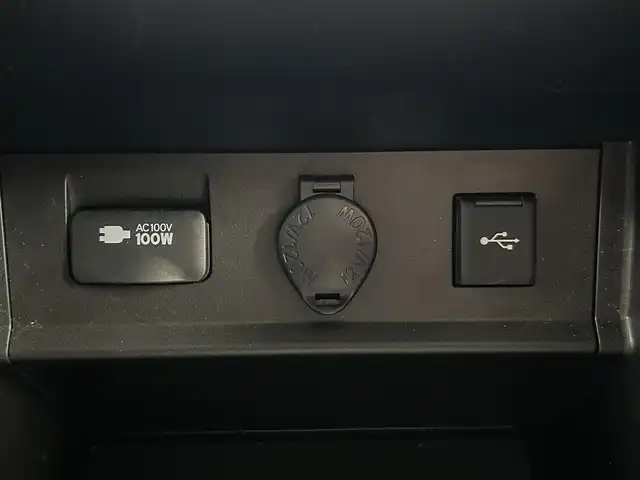 トヨタ アルファード S Cパッケージ 愛知県 2020(令2)年 2.5万km ホワイトパールクリスタルシャイン ワンオーナー/純正メモリナビ(FM/AM/CD/DVD/BT/USB/Miracast)/トヨタセーフティーセンス/ ・プリクラッシュセーフティー/ ・レーントレーシングアシスト/ ・クリアランスソナー/ ・パーキングサポートブレーキ/ ・ロードサインアシスト/ ・レーダークルーズコントロール/純正フリップダウンモニター/モデリスタエアロ/カーテシランプ/バックカメラ/クリアランスソナー・コーナーセンサー/ドライブレコーダー/レザーシート/パワーシート/シートヒーター・エアシート/ハンドルヒーター/オッドマン/パワーバックドア/両側パワースライドドア/100V充電/三眼LEDヘッドライト/フォグランプ/モデリスタAW20インチ/電動格納ミラー/nanoe/純正フロアマット/ETC/ドアバイザー/プッシュスタート/スマートキー・スペアキー１本/ステアリングリモコン/ハンズフリー/ABS/取扱説明書・保証書