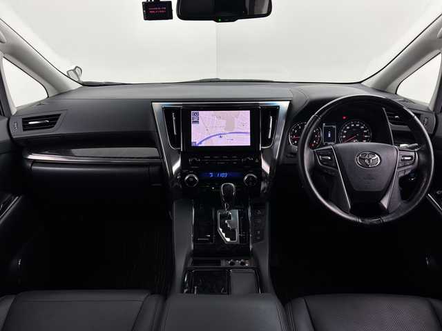 トヨタ アルファード S Cパッケージ 三重県 2020(令2)年 2.5万km ホワイトパールクリスタルシャイン /禁煙車//ナビ機能付き純正9インチディスプレイオーディオ//モデリスタエアロ(F)//純正12.1インチフリップダウンモニター//モデリスタ20インチAW//CD・DVDデッキ//両側パワースライドドア//電動リアゲート//100V電源//DN席シートベンチレーション//DN席パワーシート//シートメモリー//トヨタセーフティセンス//衝突軽減ブレーキ//レーントレーシングアシスト//レーダークルーズコントロール//パーキングサポートブレーキ//ロードサインアシスト//前後クリアランスソナー//社外前後ドライブレコーダー//サイドカーテンエアバッグ//バックカメラ