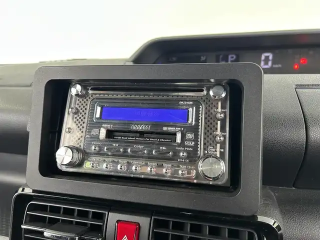 ダイハツ タント カスタム RS 千葉県 2023(令5)年 0.8万km シャイニングホワイトパール 禁煙車/スマートアシスト　/両側電動スライドドア　/ＬＥＤヘッドライト（オートライト機能付）　/フォグランプ　/シートヒーター　/社外オーディオ　/アイドリングストップ　/プッシュスタート　/電動パーキングブレーキ　/オートホールド/社外フロアマット/電動格納サイドミラー/リアサンシェード/ISOFIX/運転席シートリフター/ウィンカーミラー/前後コーナーセンサー