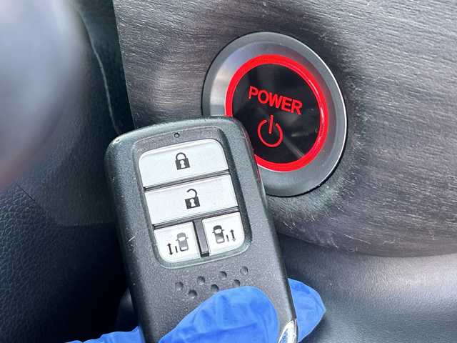 ホンダ フリード ハイブリット G ホンダセンシング 長野県 2018(平30)年 6万km ブルーホライゾンM ・純正メモリナビ/(Bluetooth/DVD/CD/フルセグTV)/・バックカメラ/・ビルトインETC/・クルーズコントロール/・社外前後ドライブレコーダー/・純正フロアマット/・両側パワースライドドア/・純正15インチアルミホイール/・前後コーナーセンサー/・レーンキープアシスト/・LEDヘッドライト