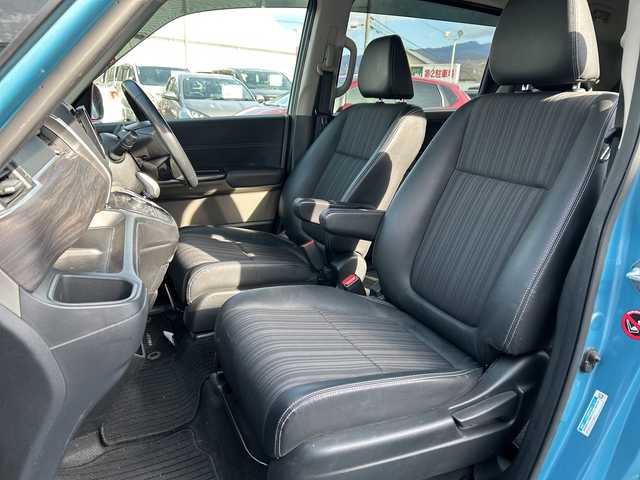 ホンダ フリード ハイブリット G ホンダセンシング 長野県 2018(平30)年 6万km ブルーホライゾンM ・純正メモリナビ/(Bluetooth/DVD/CD/フルセグTV)/・バックカメラ/・ビルトインETC/・クルーズコントロール/・社外前後ドライブレコーダー/・純正フロアマット/・両側パワースライドドア/・純正15インチアルミホイール/・前後コーナーセンサー/・レーンキープアシスト/・LEDヘッドライト