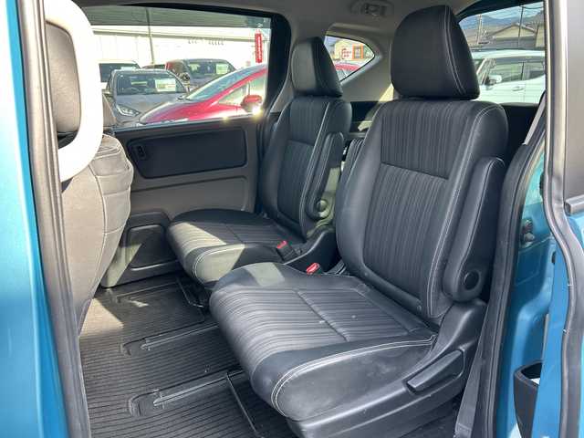 ホンダ フリード ハイブリット G ホンダセンシング 長野県 2018(平30)年 6万km ブルーホライゾンM ・純正メモリナビ/(Bluetooth/DVD/CD/フルセグTV)/・バックカメラ/・ビルトインETC/・クルーズコントロール/・社外前後ドライブレコーダー/・純正フロアマット/・両側パワースライドドア/・純正15インチアルミホイール/・前後コーナーセンサー/・レーンキープアシスト/・LEDヘッドライト