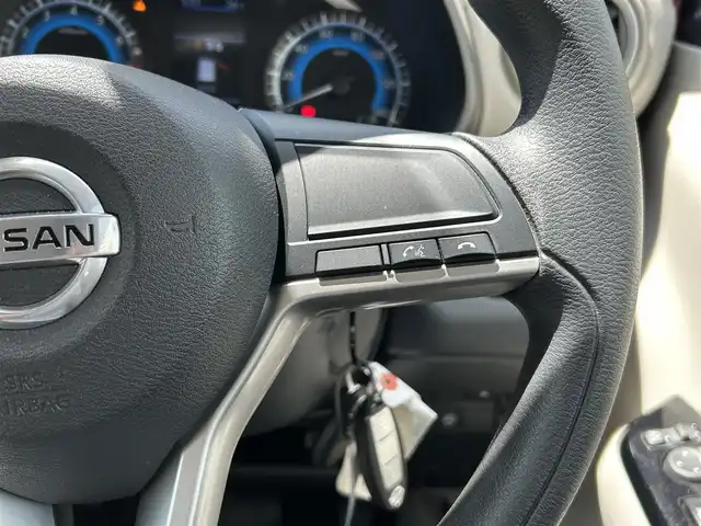 日産 デイズ X 島根県 2020(令2)年 5.3万km スパークリングレッドM 純正メモリナビ/フルセグテレビ/Bluetoothオーディオ/バックカメラ/前方ドライブレコーダー/エマージェンシーブレーキ/コーナーセンサー/アイドリングストップ/ETC/スマートキー/プッシュスタート/ドアバイザー/純正フロアマット