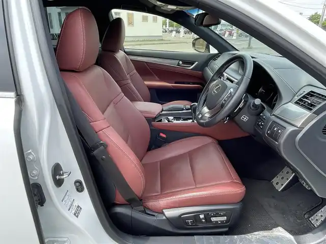 レクサス ＧＳ 450h Fスポーツ 道央・札幌 2012(平24)年 1.5万km ホワイトパールクリスタルシャイン ワンオーナー/純正メーカーナビ/CD/DVD/BT/フルセグ/横滑り防止装置/クルーズコントロール/バックカメラ/ビルトインETC/自動防眩ミラー/DRIVEMODE切替/EVMODE/SNOWMODE/前席パワーシート/D席メモリーシート/前席シートヒーター/前席エアシート/レザーシート/革巻きステアリング/ステアリングリモコン/パドルシフト/電動パーキング/ブレーキホールド/MTモード付AT/プッシュスタート/スマートキー/カードキー/LEDヘッドライト/オートライト/フォグランプ/ヘッドライトウォッシャー/電動格納ミラー/ヒーテッドドアミラー/ウィンカーミラー/純正フロアマット/スペアキー/純正エンジンスターター/AW付冬タイヤ積込/235/40/R19/2011年/山6mm