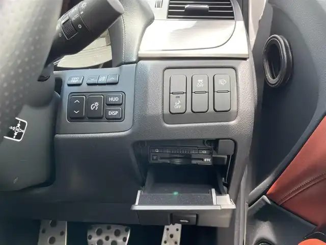 レクサス ＧＳ 450h Fスポーツ 道央・札幌 2012(平24)年 1.5万km ホワイトパールクリスタルシャイン ワンオーナー/純正メーカーナビ/CD/DVD/BT/フルセグ/横滑り防止装置/クルーズコントロール/バックカメラ/ビルトインETC/自動防眩ミラー/DRIVEMODE切替/EVMODE/SNOWMODE/前席パワーシート/D席メモリーシート/前席シートヒーター/前席エアシート/レザーシート/革巻きステアリング/ステアリングリモコン/パドルシフト/電動パーキング/ブレーキホールド/MTモード付AT/プッシュスタート/スマートキー/カードキー/LEDヘッドライト/オートライト/フォグランプ/ヘッドライトウォッシャー/電動格納ミラー/ヒーテッドドアミラー/ウィンカーミラー/純正フロアマット/スペアキー/純正エンジンスターター/AW付冬タイヤ積込/235/40/R19/2011年/山6mm