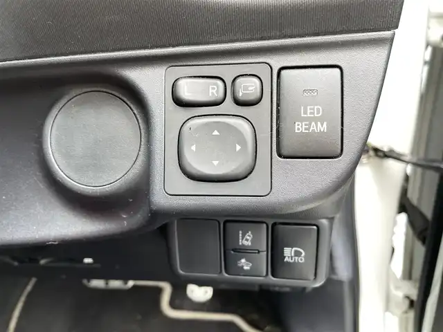 トヨタ アクア G G’s 福島県 2016(平28)年 10.9万km ライムホワイトパールクリスタルシャイン （株）IDOMが運営する【じしゃロンいわき店】の/自社ローン専用車両になります。/こちらは現金またはオートローンご利用時の価格です。/自社ローンご希望の方は別途その旨お申し付けください//メモリナビ/フルセグテレビ/アイドリングストップ/ETC/LEDヘッドライト/DVD BT CD/バックカメラ