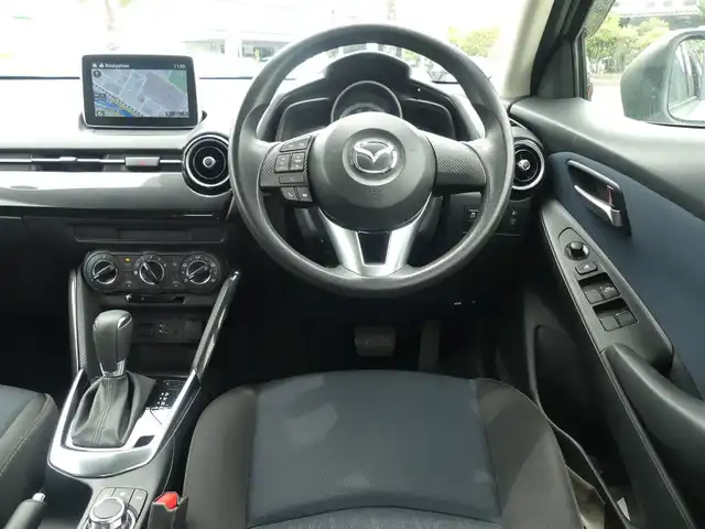 マツダ デミオ XD 千葉県 2014(平26)年 4.9万km アルミニウムメタリック スマートシティブレーキサポート/i-stop/純正SDナビ/ディスプレイオーディオ/【Bluetooth接続】/ステアリングスイッチ/ウインカーミラー/純正15インチアルミホイル/サイド/カーテンエアバッグ/アドバンストキーレスエントリー