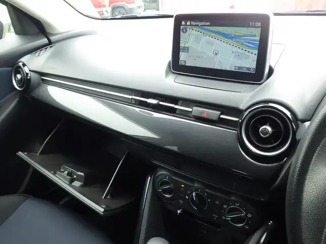マツダ デミオ XD 千葉県 2014(平26)年 4.9万km アルミニウムメタリック スマートシティブレーキサポート/i-stop/純正SDナビ/ディスプレイオーディオ/【Bluetooth接続】/ステアリングスイッチ/ウインカーミラー/純正15インチアルミホイル/サイド/カーテンエアバッグ/アドバンストキーレスエントリー