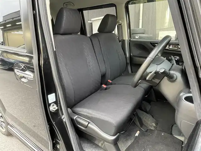 ホンダ Ｎ ＢＯＸ カスタム G ターボパッケージ 滋賀県 2013(平25)年 5.8万km クリスタルブラックパール 禁煙車/社外ナビ/（フルセグTV/Bluetooth/CD/DVD/SD/USB)/両側パワースライドドア/ステアリングスイッチ/本革巻ステアリング/クルーズコントロール/パドルシフト/スマートキー/スペアキー/オートライト/電動格納ミラー/ＥＴＣ/プッシュスタート/純正15インチアルミホイール/純正フロアマット