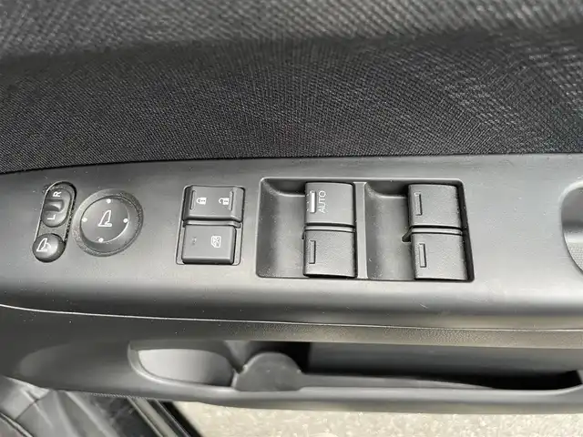 ホンダ Ｎ ＢＯＸ カスタム G ターボパッケージ 滋賀県 2013(平25)年 5.8万km クリスタルブラックパール 禁煙車/社外ナビ/（フルセグTV/Bluetooth/CD/DVD/SD/USB)/両側パワースライドドア/ステアリングスイッチ/本革巻ステアリング/クルーズコントロール/パドルシフト/スマートキー/スペアキー/オートライト/電動格納ミラー/ＥＴＣ/プッシュスタート/純正15インチアルミホイール/純正フロアマット