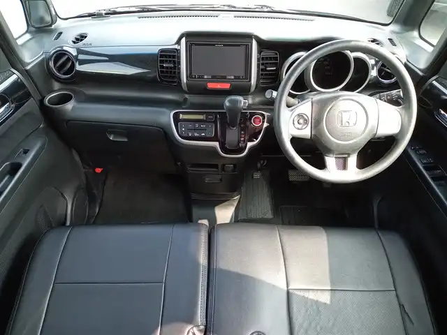 ホンダ Ｎ ＢＯＸ カスタム G Lパッケージ 福井県 2012(平24)年 10.2万km クリスタルブラックパール ４WD/純正14インチAW/両側パワースライドドア/キセノンヘッドライト/Fフォグ/ETC/パイオニア7インチメモリナビ/フルセグテレビ/横滑り防止装置/盗難防止装置/ダブルエアバッグ/アイドリングストップ/純正フロアマット/スマートキー