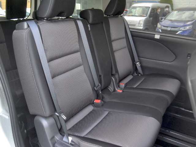 日産 セレナ ハイウェイスター V 宮城県 2021(令3)年 3.2万km ブリリアントホワイトパール /　1オーナー/　純正メモリーナビ/　フルセグTV/　Bluetooth/　全方位モニター/　ETC/　前後ドライブレコーダー/　純正エンジンスターター/　両側電動スライドドア/　LEDヘッドライト/　LEDフォグランプ/　プロパイロット/　エマージェンシーブレーキ/　インテリジェントLI/　ブラインドスポットモニター/　クルーズコントロール/　純正16インチAW/　フロアマット/　ドアバイザー/　スマートキー2個/