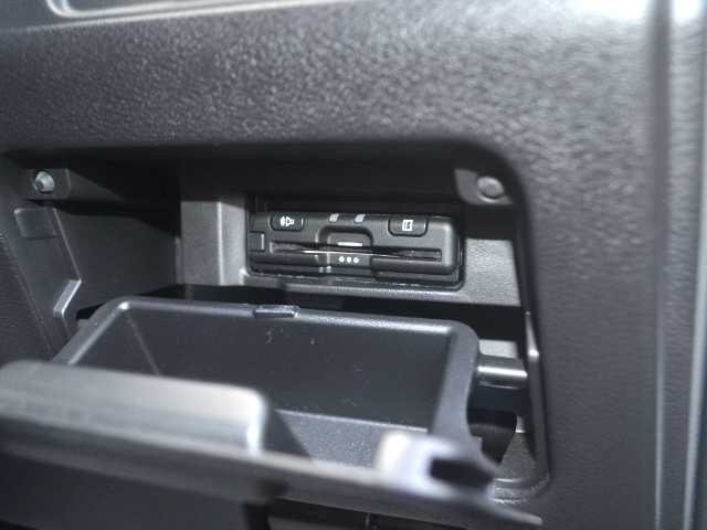 日産 セレナ ハイウェイスター V 宮城県 2021(令3)年 3.2万km ブリリアントホワイトパール /　1オーナー/　純正メモリーナビ/　フルセグTV/　Bluetooth/　全方位モニター/　ETC/　前後ドライブレコーダー/　純正エンジンスターター/　両側電動スライドドア/　LEDヘッドライト/　LEDフォグランプ/　プロパイロット/　エマージェンシーブレーキ/　インテリジェントLI/　ブラインドスポットモニター/　クルーズコントロール/　純正16インチAW/　フロアマット/　ドアバイザー/　スマートキー2個/