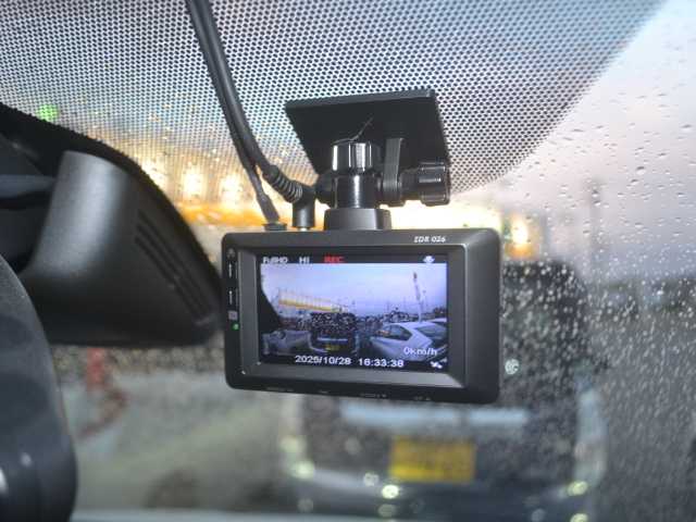 日産 セレナ ハイウェイスター V 宮城県 2021(令3)年 3.2万km ブリリアントホワイトパール /　1オーナー/　純正メモリーナビ/　フルセグTV/　Bluetooth/　全方位モニター/　ETC/　前後ドライブレコーダー/　純正エンジンスターター/　両側電動スライドドア/　LEDヘッドライト/　LEDフォグランプ/　プロパイロット/　エマージェンシーブレーキ/　インテリジェントLI/　ブラインドスポットモニター/　クルーズコントロール/　純正16インチAW/　フロアマット/　ドアバイザー/　スマートキー2個/