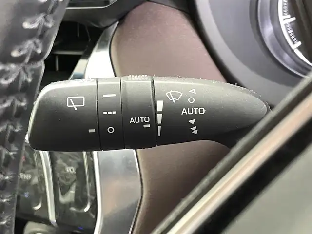 トヨタ ハリアー Z 福井県 2021(令3)年 7.7万km プレシャスブラックパール ＪＢＬオプションサウンド/純正メモリナビ/（ＡＭ／ＦＭ／ＢＴ／ＵＳＢ／ＴＶ／ＡＵＸ）/パワーバックドア/内装ブラウンレザー/パワーシート/純正ビルトインＥＴＣ/純正アルミホイール/純正フロアマット/純正LEDヘッドライト/トヨタセーフティセンス