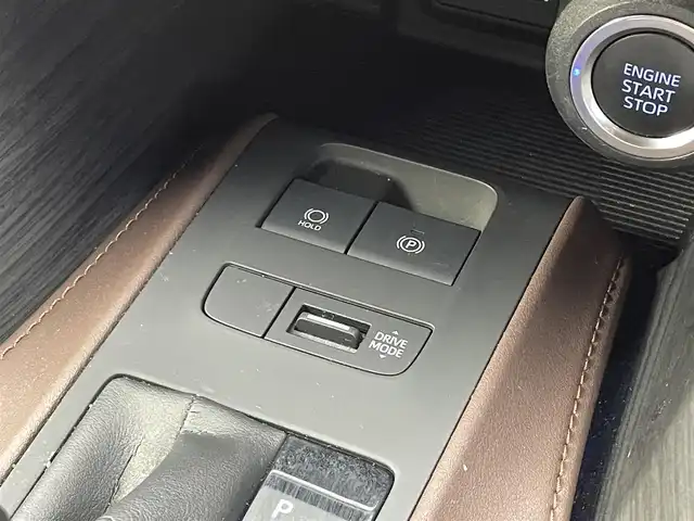 トヨタ ハリアー Z 福井県 2021(令3)年 7.7万km プレシャスブラックパール ＪＢＬオプションサウンド/純正メモリナビ/（ＡＭ／ＦＭ／ＢＴ／ＵＳＢ／ＴＶ／ＡＵＸ）/パワーバックドア/内装ブラウンレザー/パワーシート/純正ビルトインＥＴＣ/純正アルミホイール/純正フロアマット/純正LEDヘッドライト/トヨタセーフティセンス