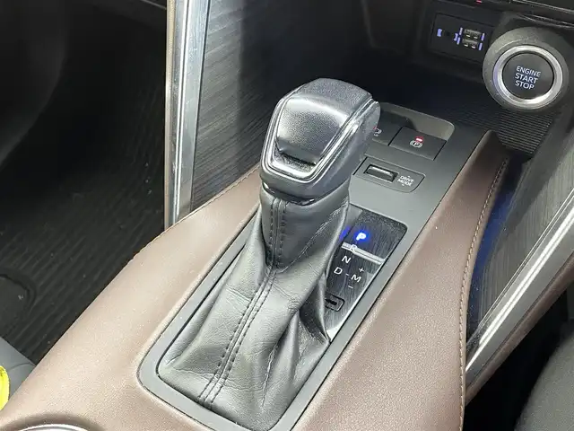トヨタ ハリアー Z 福井県 2021(令3)年 7.7万km プレシャスブラックパール ＪＢＬオプションサウンド/純正メモリナビ/（ＡＭ／ＦＭ／ＢＴ／ＵＳＢ／ＴＶ／ＡＵＸ）/パワーバックドア/内装ブラウンレザー/パワーシート/純正ビルトインＥＴＣ/純正アルミホイール/純正フロアマット/純正LEDヘッドライト/トヨタセーフティセンス