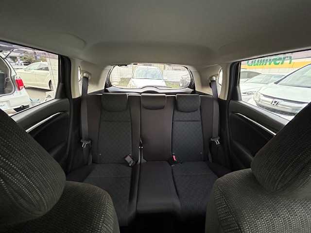 ホンダ フィット 13G Sパッケージ 東京都 2014(平26)年 1.8万km クリスタルブラックパール ワンオーナー/社外SDナビ/フルセグテレビ/バックカメラ/Bluetooth接続/DVD/CD再生/アイドリングストップ/プッシュスタート/ETC/オートライト/オートエアコン/プライバシーガラス/パワーウィンドウ/スペアキー/保証書＆取扱説明書付き