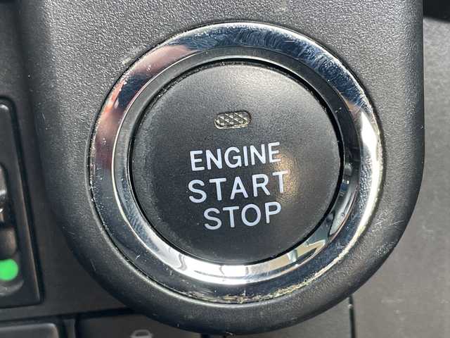 トヨタ ルーミー カスタムG 茨城県 2019(令1)年 5.3万km パールホワイトⅢ 純正9型ナビ/Bluetooth/フルセグTV/バックカメラ/両側パワースライドドア/クリアランスソナー/アイドリングストップ/横滑り防止装置/衝突軽減システム/クルーズコントロール/ドライブレコーダー/ビルトインETC2.0/オートライト/オートマチックハイビーム/LEDヘッドライト/コーナーセンサー/純正15インチアルミホイール/純正フロアマット/ウォークスルー/スマートキー/プッシュスタート